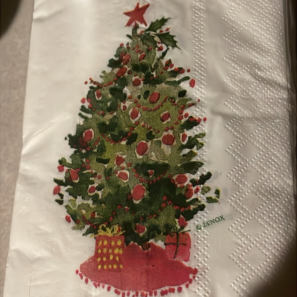 Lenox Holiday Tree 3-ply paper guest napkins 20-count NEW by CR Gibson